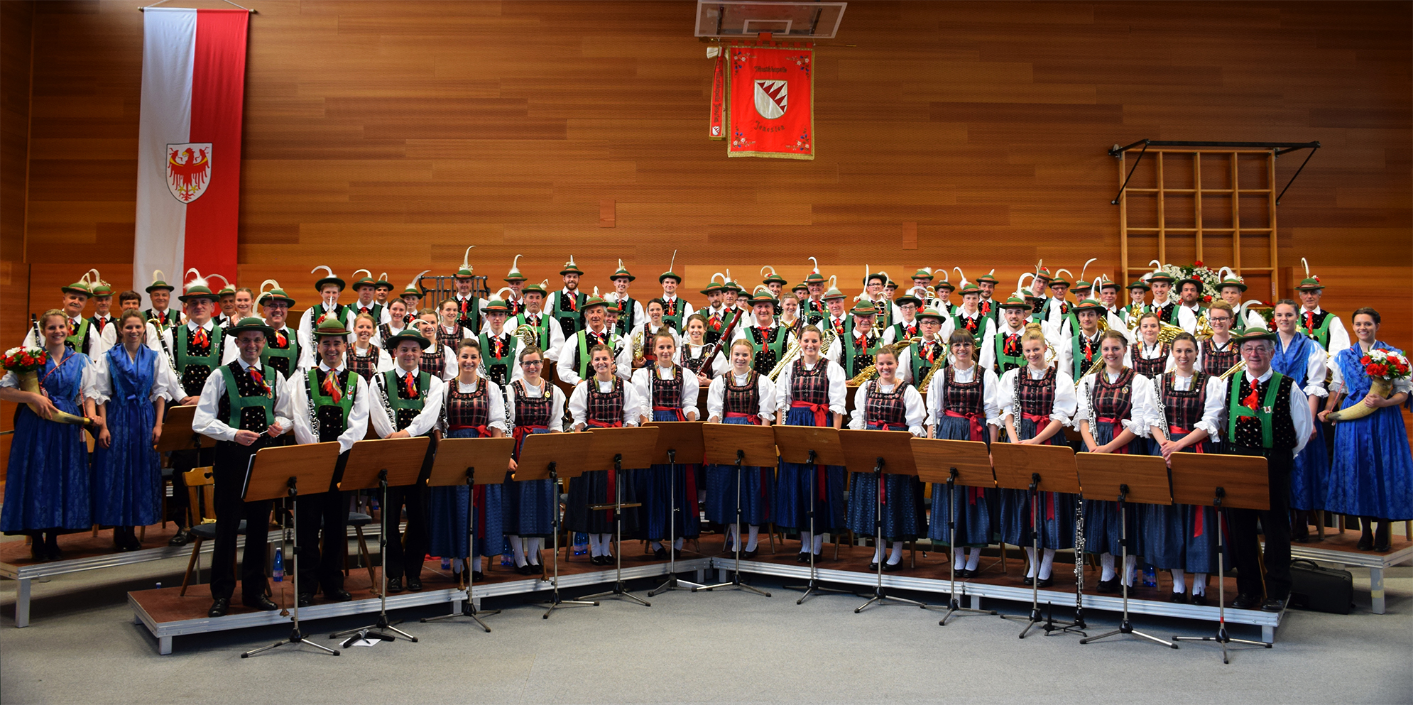 Gruppenfoto Musikkapelle Jenesien